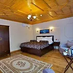 As Old Taksim Bed and Breakfast 2*