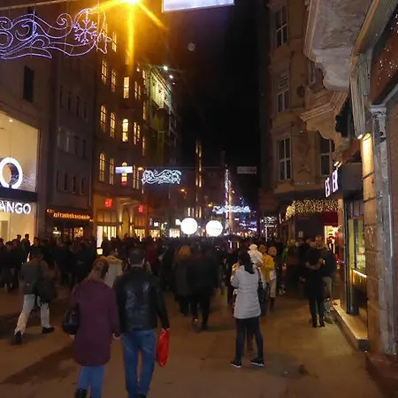 As Old Taksim 住宿加早餐酒店 2*